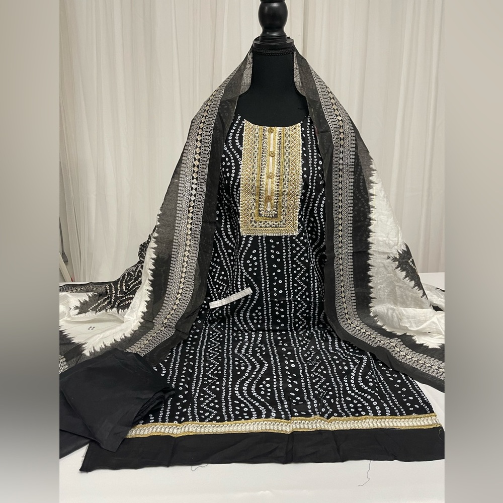 Women dress